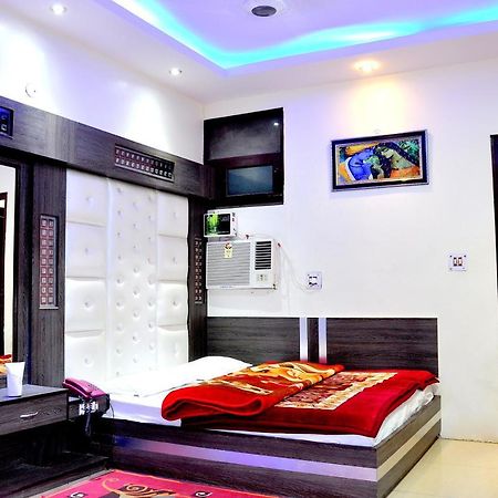 Hotel Peace Point - 1 Min Walking Distance From Station نيودلهي المظهر الخارجي الصورة