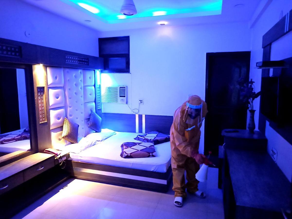 Hotel Peace Point - 1 Min Walking Distance From Station نيودلهي المظهر الخارجي الصورة