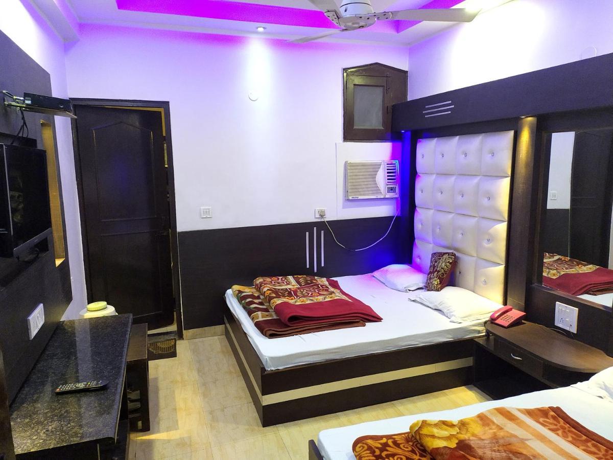 Hotel Peace Point - 1 Min Walking Distance From Station نيودلهي المظهر الخارجي الصورة