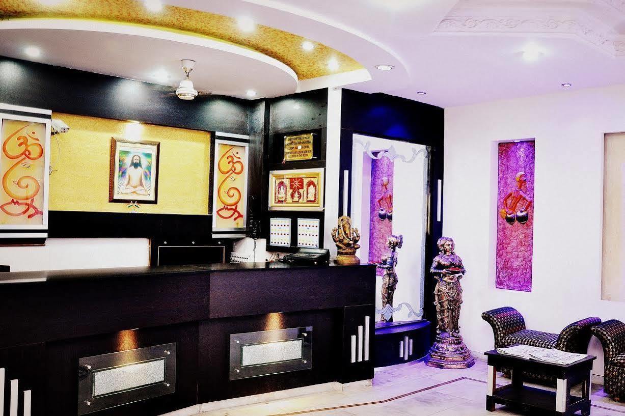 Hotel Peace Point - 1 Min Walking Distance From Station نيودلهي المظهر الخارجي الصورة